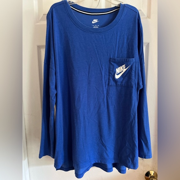 Nike Long Sleeve Pocket T-shirt SIZE X-Large(726070 480) ROYAL BLUE / WHITE Logo - Picture 2 of 9